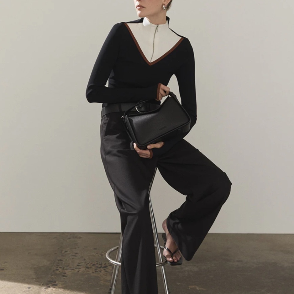 The Horse Clementine Bag in Black Pebbled Leather - Picture 12 of 16